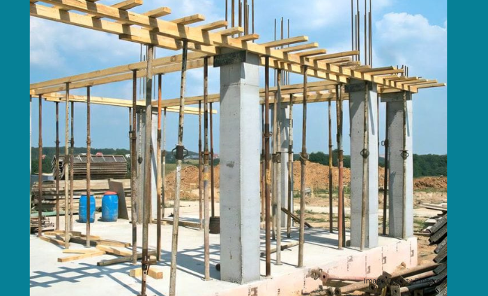 Moisture-absorbing decor for flood-prone homes